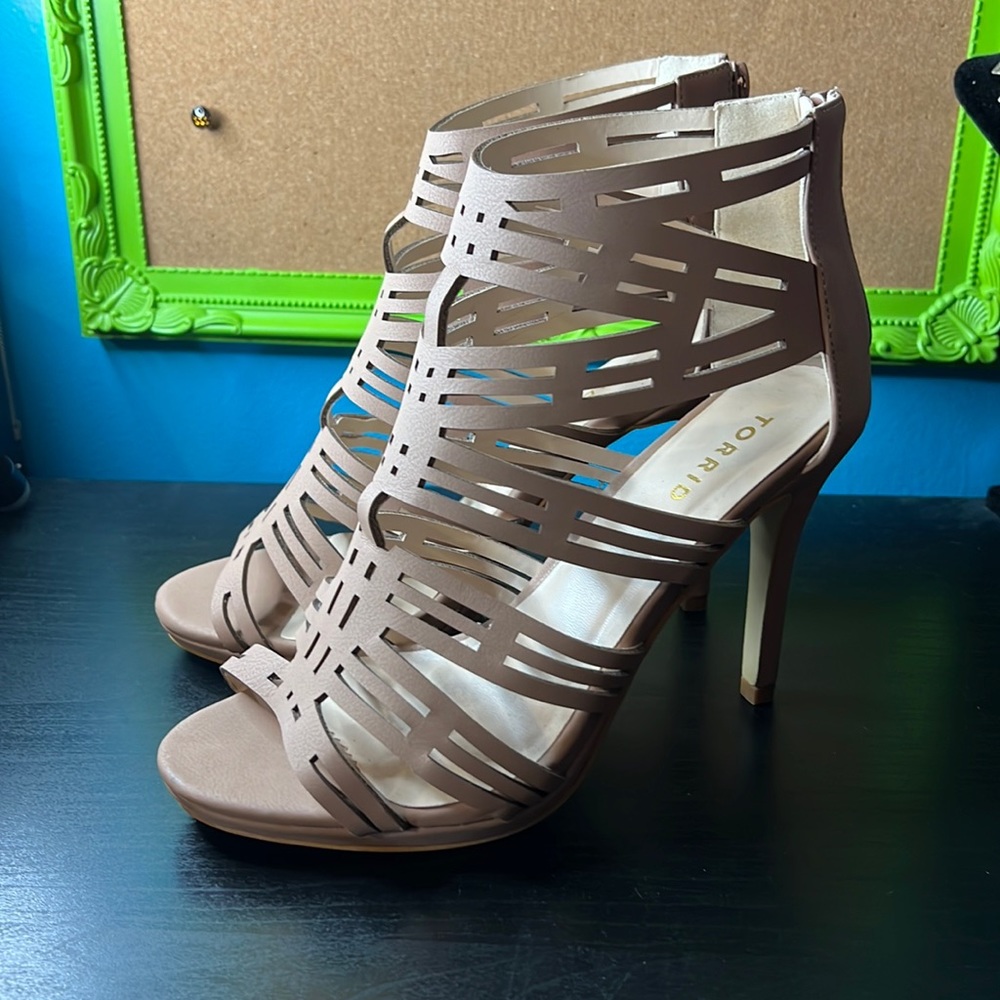 Torrid Blush Geometric Cut Out Open Toe Heels WW